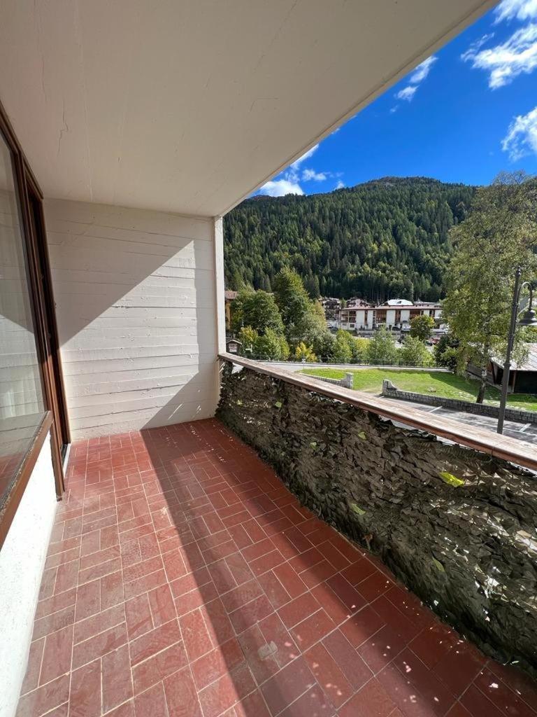 Bilocale Slalom Apartamento Madonna Exterior foto